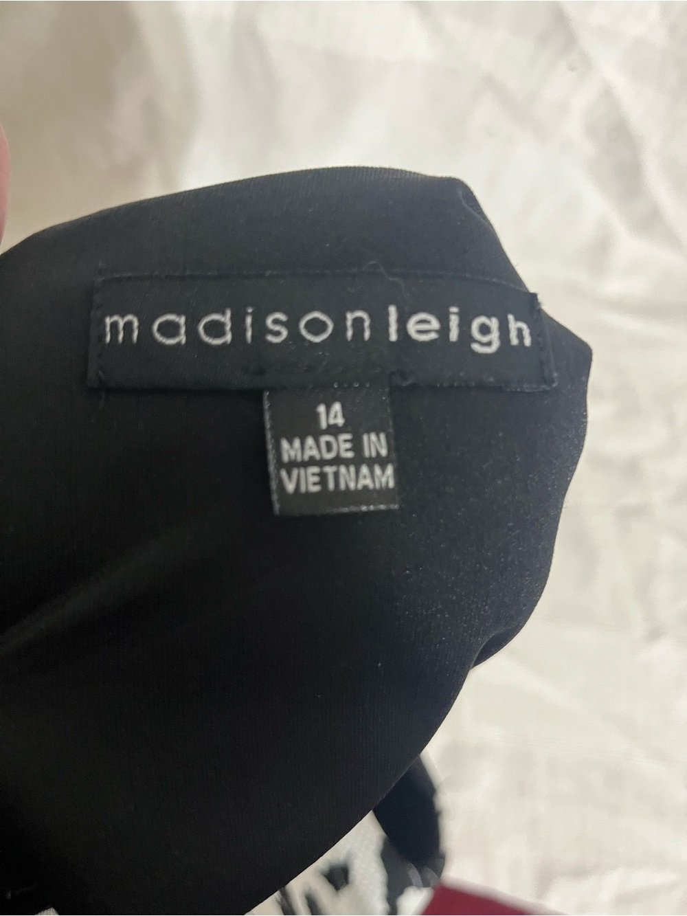 madison leigh Black Dress with White Logo Tag - Picture 2 of 4